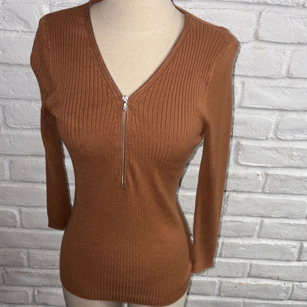 Express Ribbed V-Neck Zip Sweater in Brown